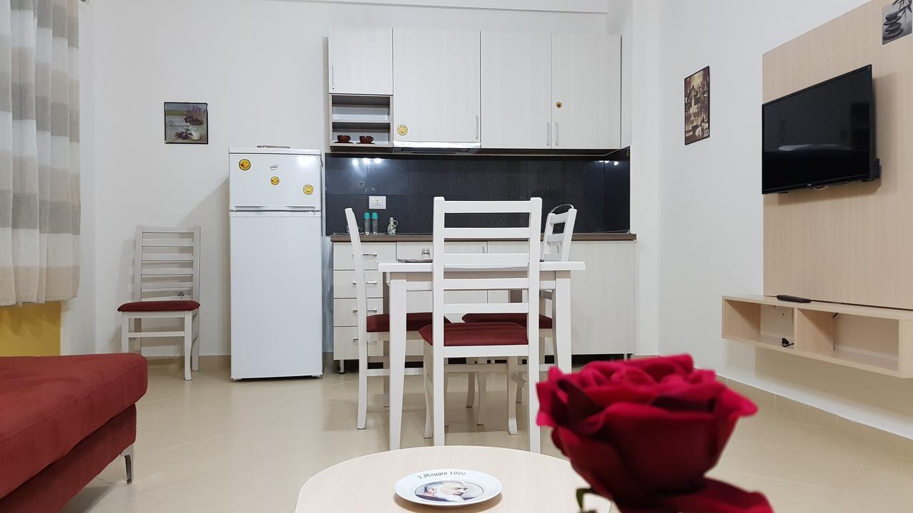 Appartamento Giallo Vlorë エクステリア 写真