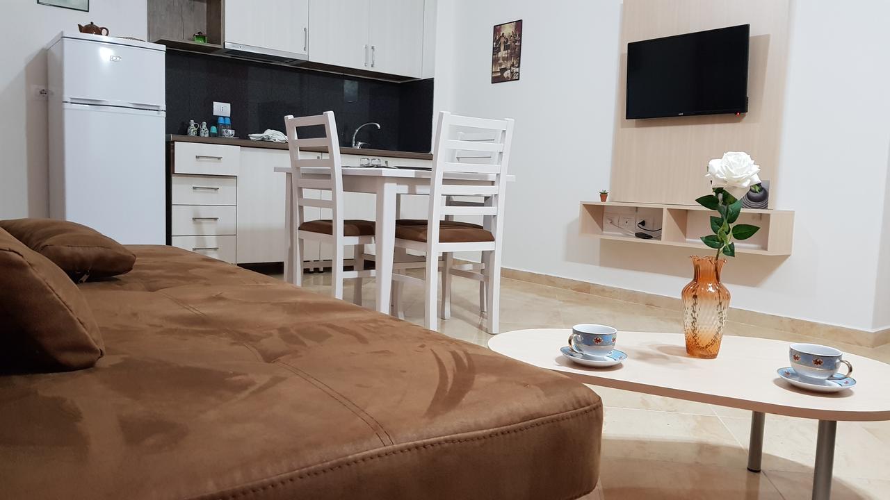 Appartamento Giallo Vlorë エクステリア 写真