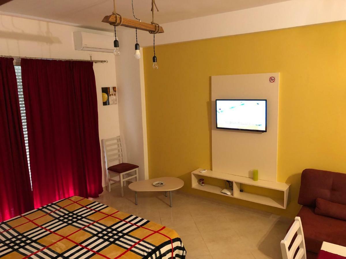 Appartamento Giallo Vlorë エクステリア 写真